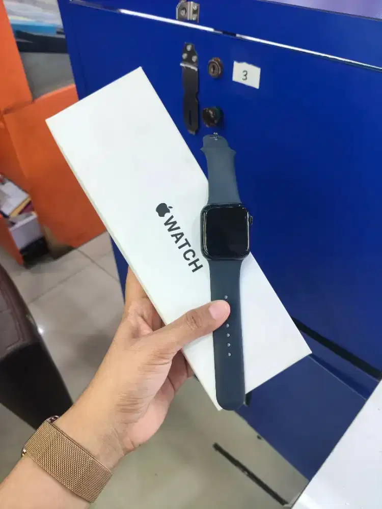 Seken I-watch SE Gen 2 40mm Garansi Resmi Apple Off