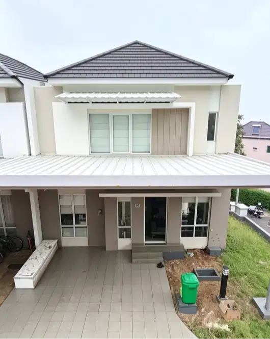 Full Furnished Rumah mewah PARAMOUNT VILLAGE siap HUNI