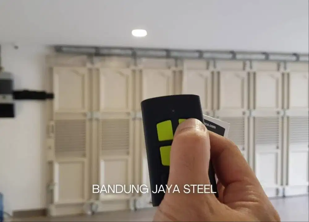 Spesialis pintu garasi otomatis / sliding door henderson terpercaya