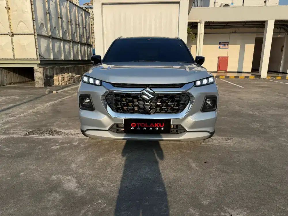 SUZUKI GRAND VITARA HYBRID 2023 – KM 10 RIBU, ISTIMEWA SEPERTI BARU!