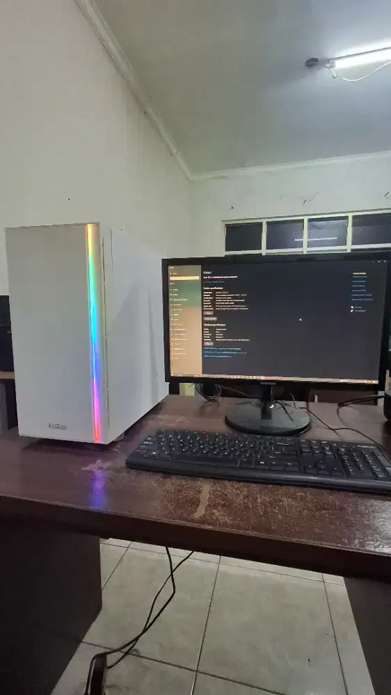 Jual 1 sek komputer multimedia