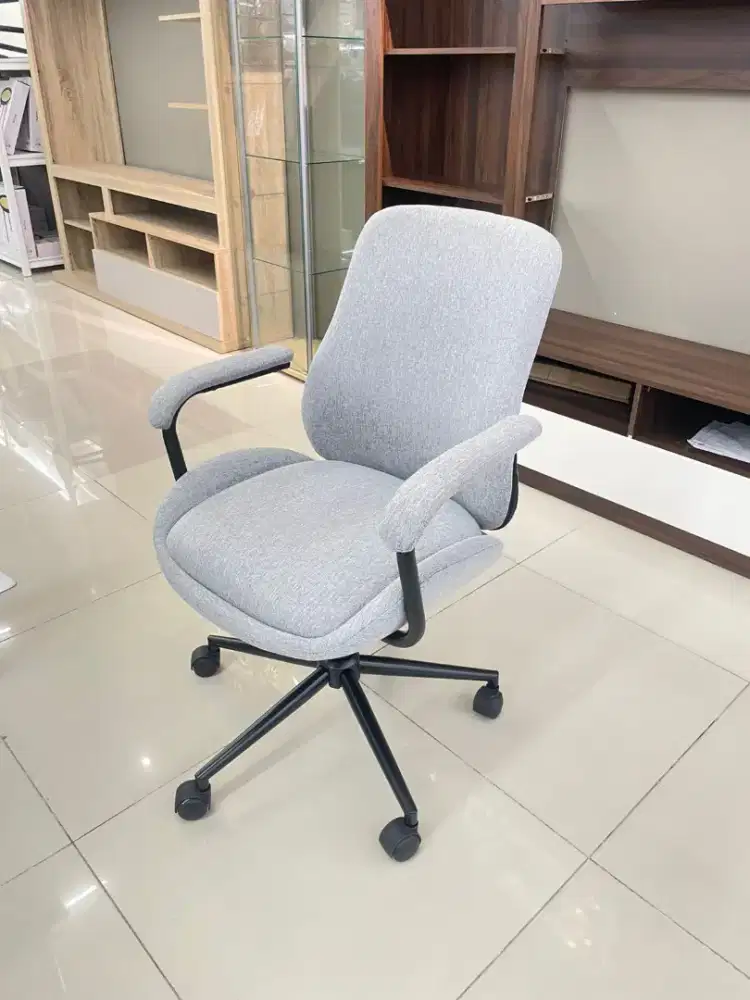 Kursi Kantor Terfavorit