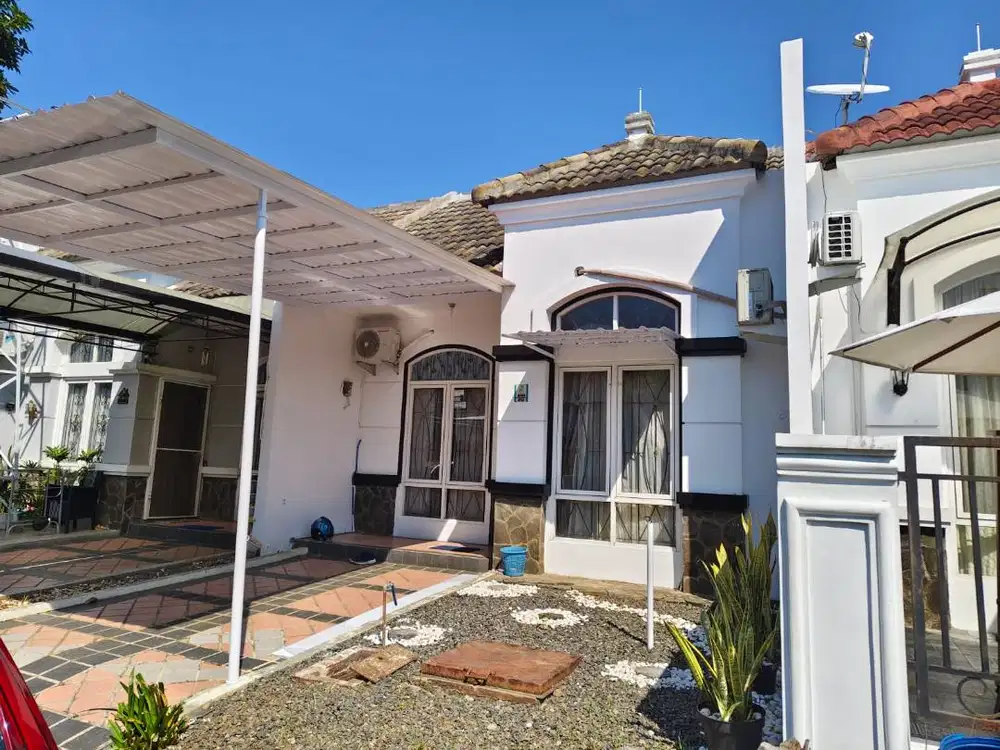 DISEWAKAN RUMAH DI GRAHA PADMA CLUSTER MAGNOLIA FULL FURNISH