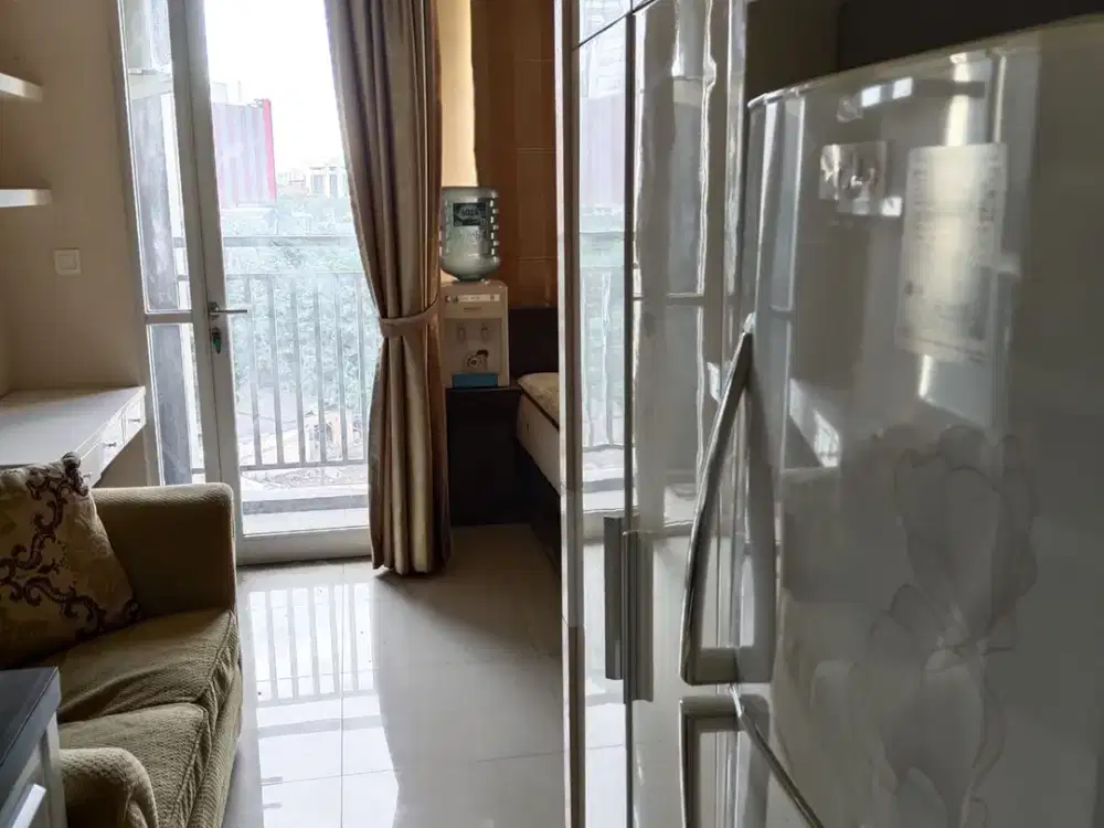 DISEWAKAN APARTEMEN WESTMARK Lantai 6, jl tj duren timur 2/30, JAKARTA BARAT ; Full Furnished, Studio type, view Mall Taman Anggrek M