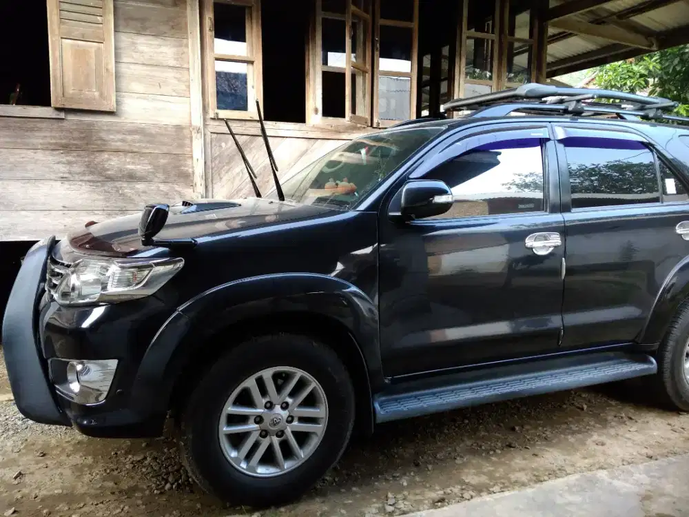 Grand Fortuner 2.5 G Diesel MT