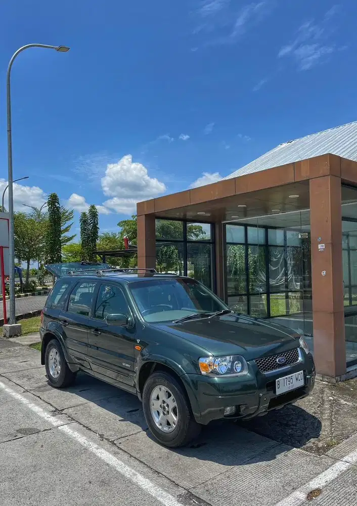 Ford Escape 3.0 V6 (Collector Item) Sangat Terawat