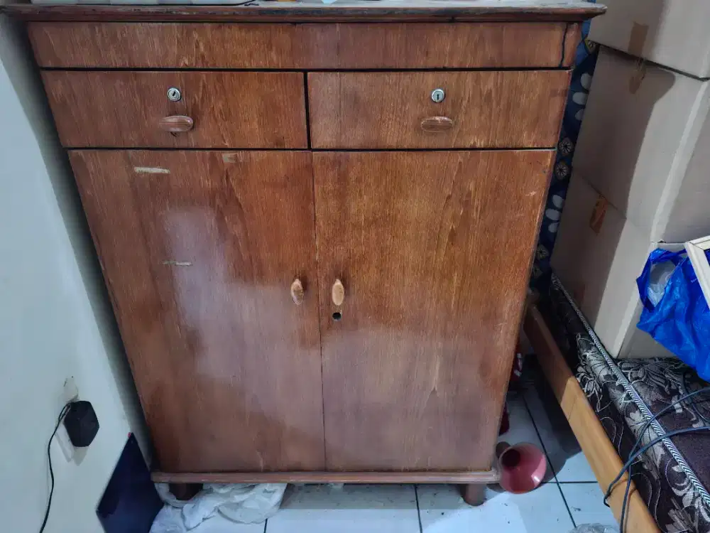 Di Jual Lemari Jati Kuat dan Kokoh
