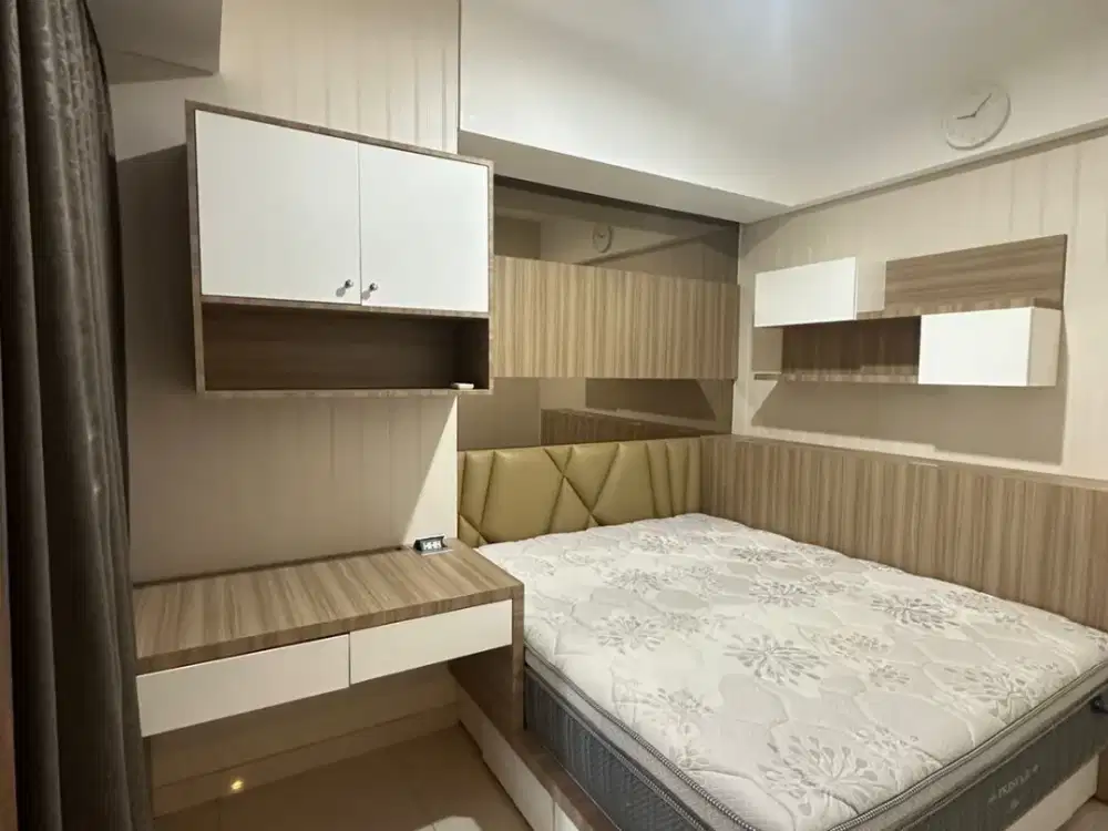 disewakan 2 bedroom full furnish taman anggrek residence