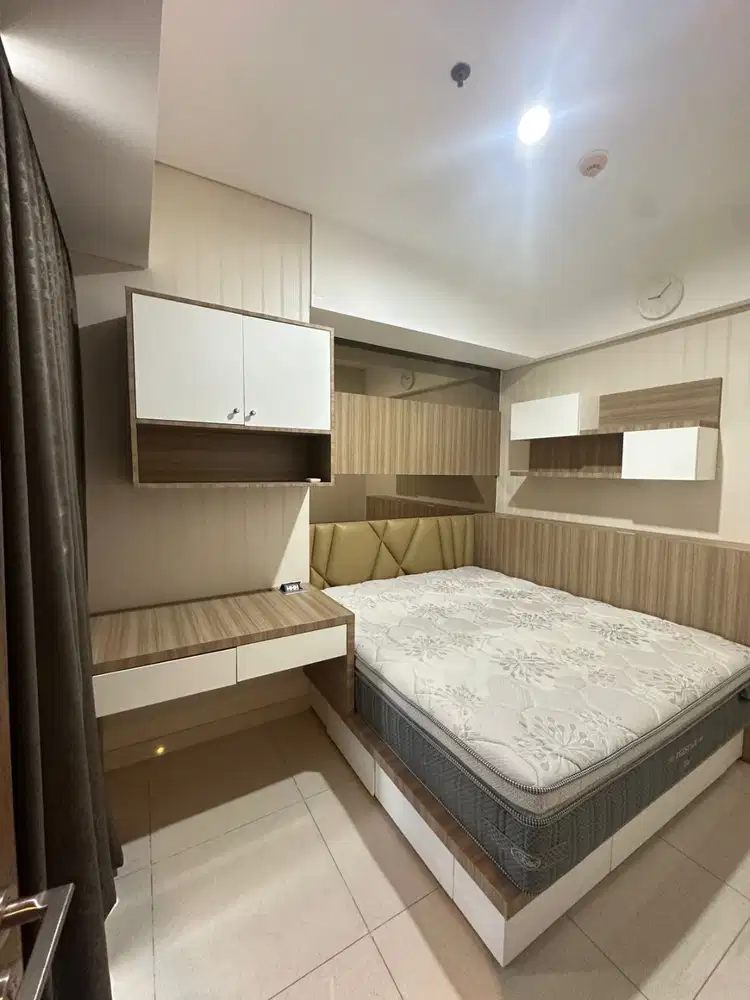 disewakan 2 bedroom full furnish taman anggrek residence
