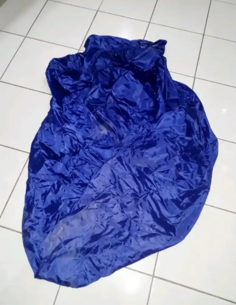 Sarung motor atau sepeda listrik