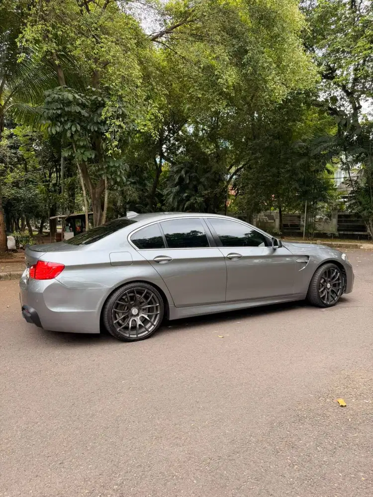 BMW F10 523i 2.5L A/T 2010