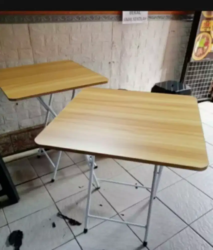 Jual meja dagang, 80x80 cmb95kBARU, TP minus retak dalmp, luar cantik
