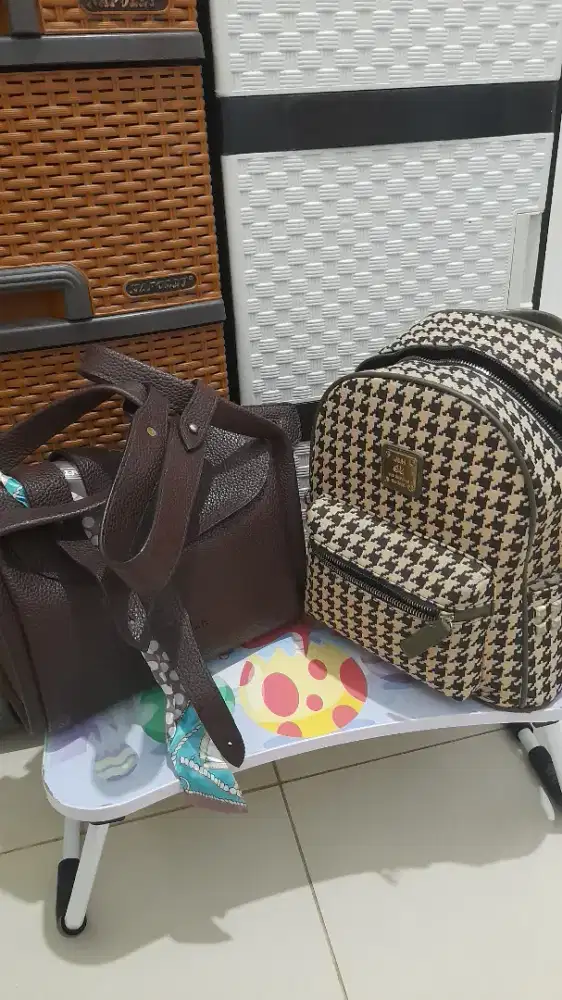Tas brand lokal,jimshoney dan locamode (bisa nego)