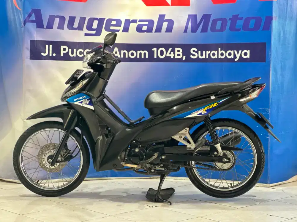 Honda Revo Fit Fi 110cc Thn' 2022 Km 10Rb Anugerah Motor Pucang