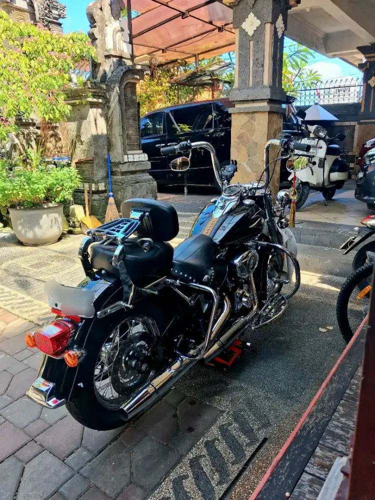 Jual Harley Davidson Herritage Softail 2012 full chrome