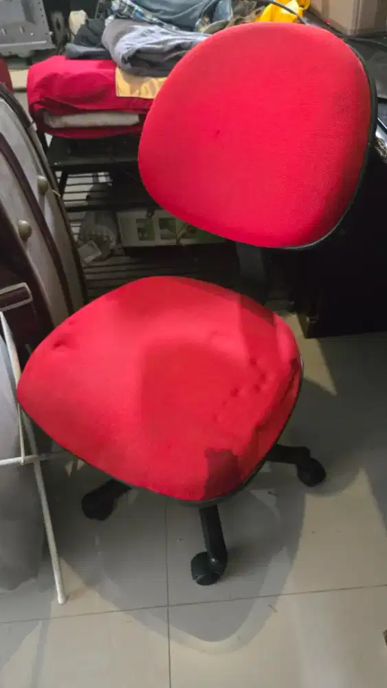 Kursi Kantor ada macem, layak pakai ya