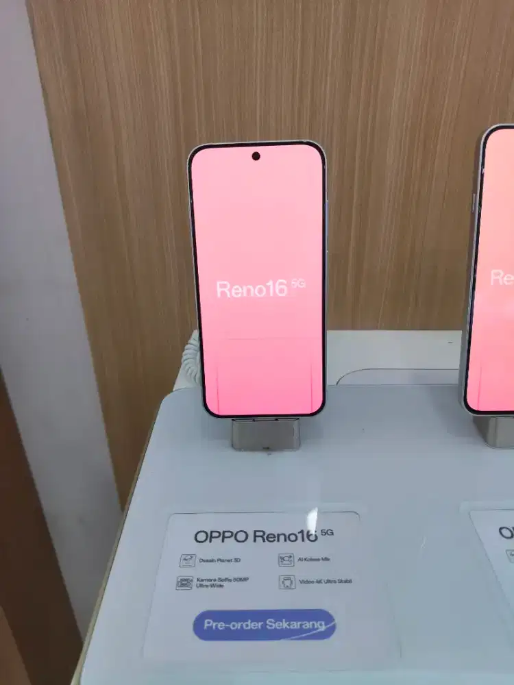 Pre-Order Oppo Reno 16 5G 12/256GB, Cicilan 0% Tanpa DP by Kredivo
