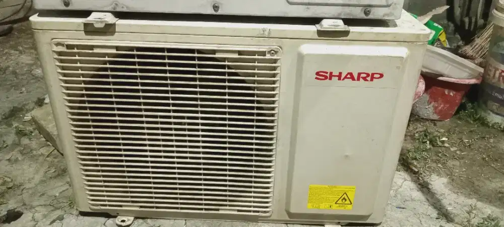 Ac SHARP 1/2 pk mulus & orisinal