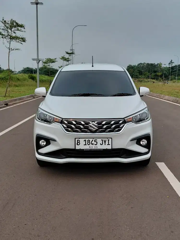 ERTIGA GX HYBRID AT 2024 KM 27RIBU