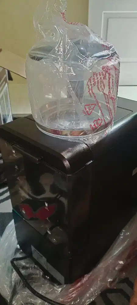 Machine coffee .