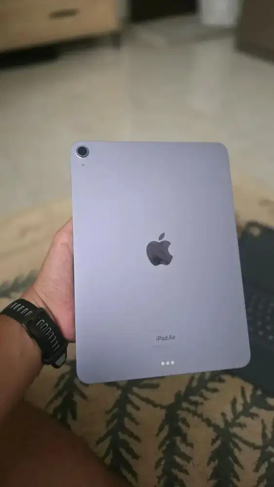 IPAD 5TH GEN, WIFI ONLY NO BOX