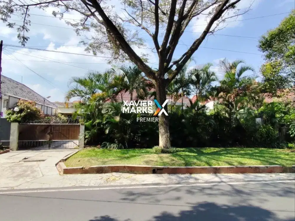 Disewakan Rumah Semi Furnish Cocok untuk Usaha di Jl Merbabu Malang