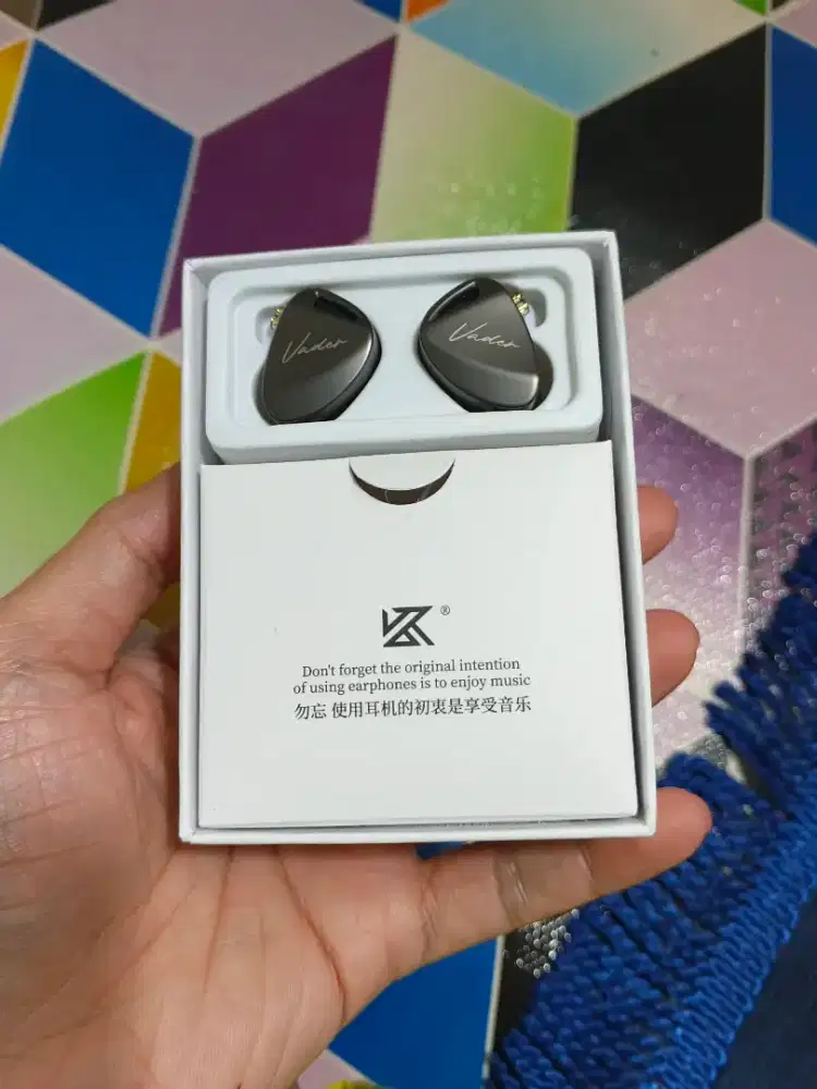 IEM KZ Vader hi res edition w/ mic