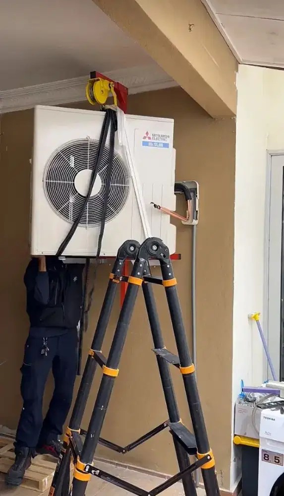 Service AC tidak dingin & bocor
