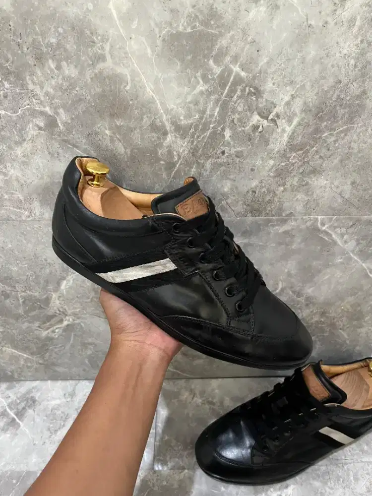 Sepatu pria bally original second size 43