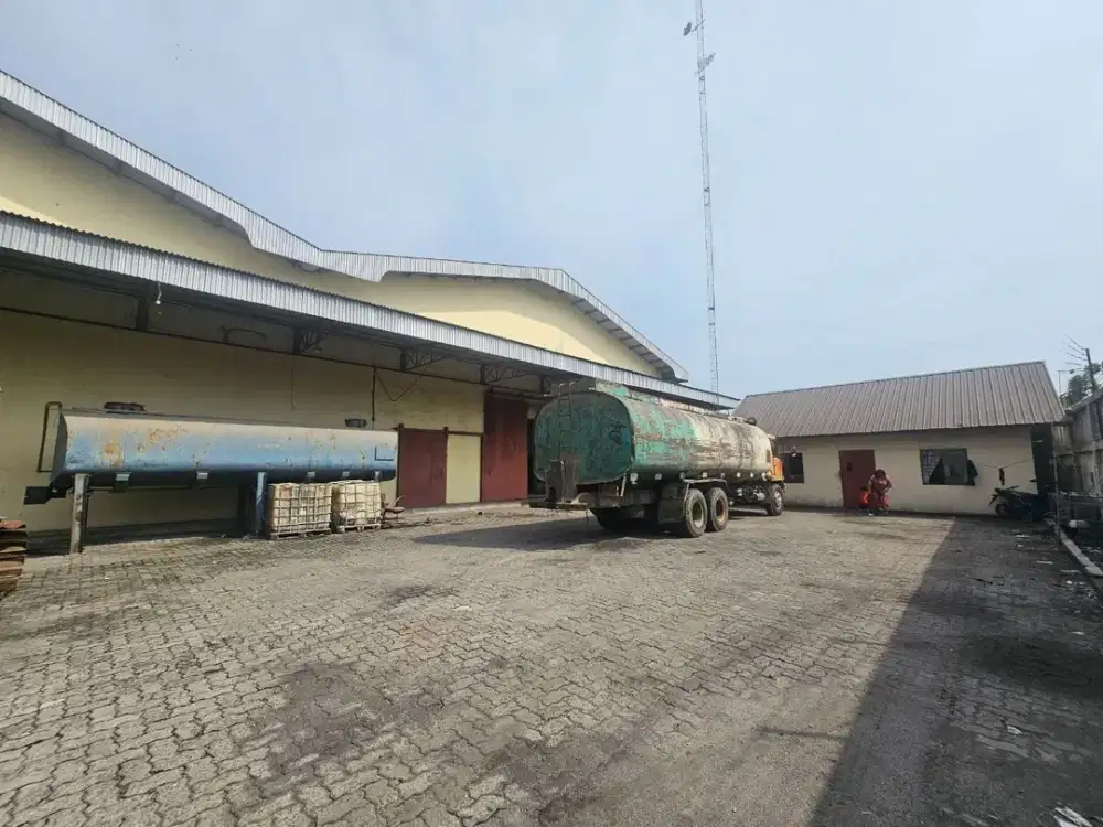 Dijual Cepat Gudang Sampali Jl. Irian Barat Dekat Cemara Asri