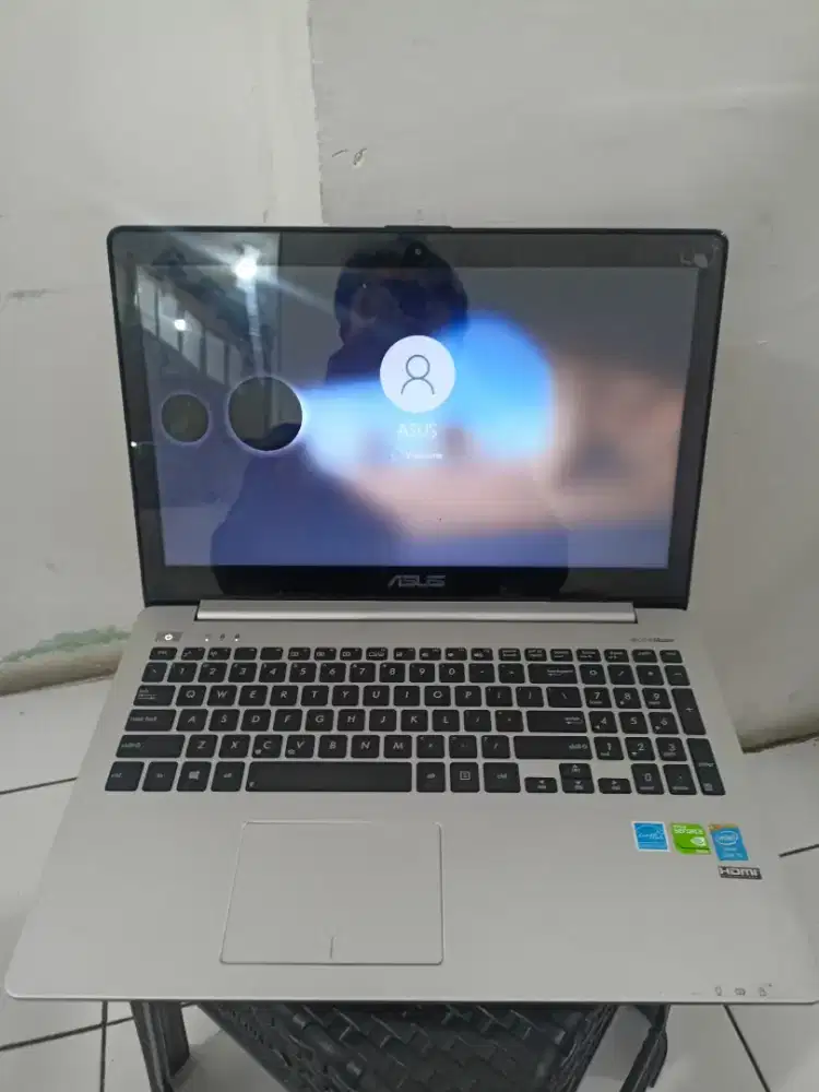 Laptop Asus S551L TOUCHSCREEN