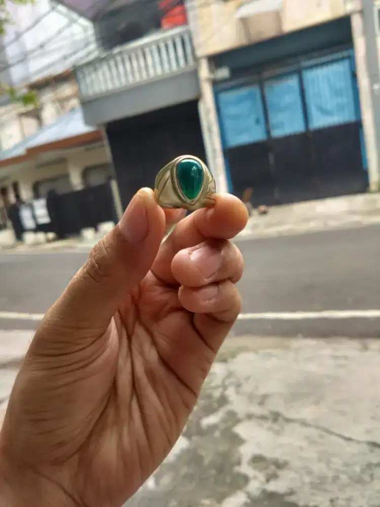 Cincin batu Bacan Doko