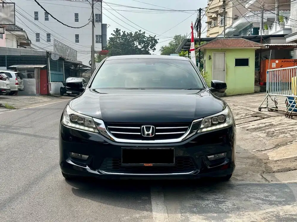 [DP 40jt] Honda Accord 2.4 Vtil Matic 2015 / 2016 Tangan Pertama AT