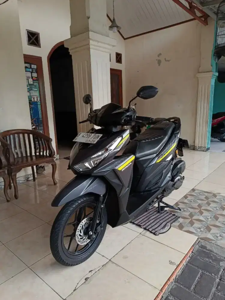 Honda Vario 125 CBS ISS tahun 2018