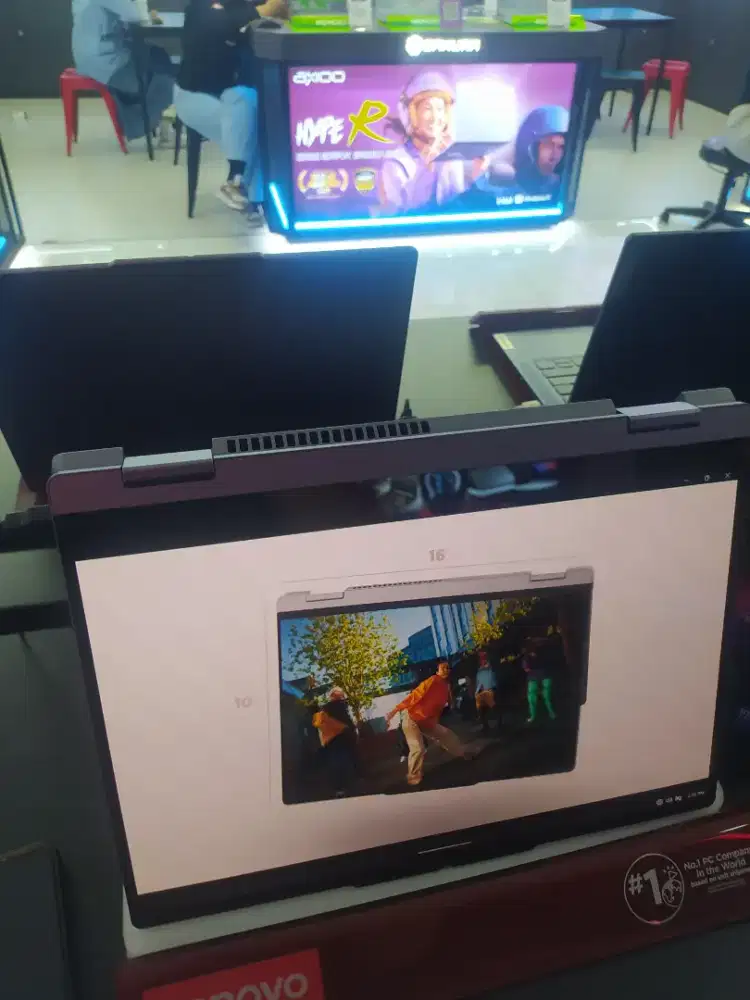 Promo laptop Lenovo 2 in 1