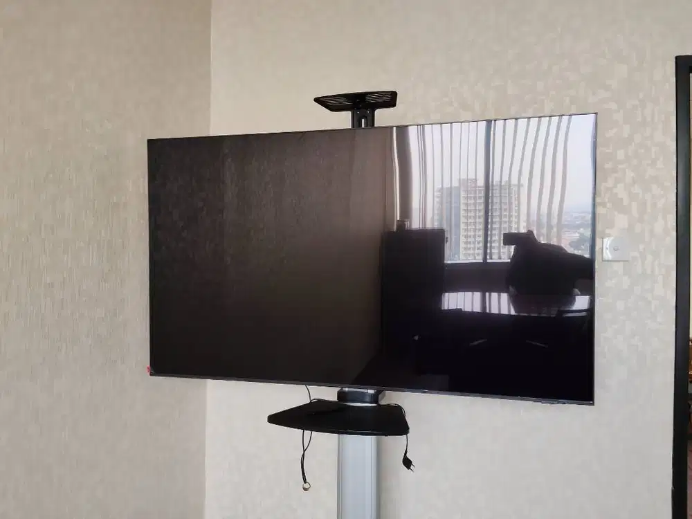 Televisi Smart TV Samsung 65 inch