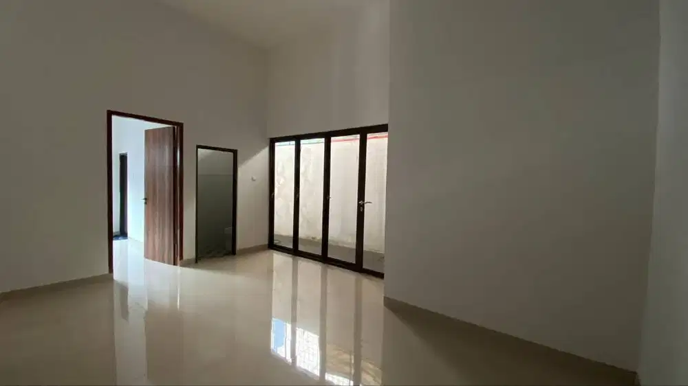 Disewakan Rumah Jalan Kano 3 Kamar Tidur 2 Kamar Mandi, Ruang Tamu Lua