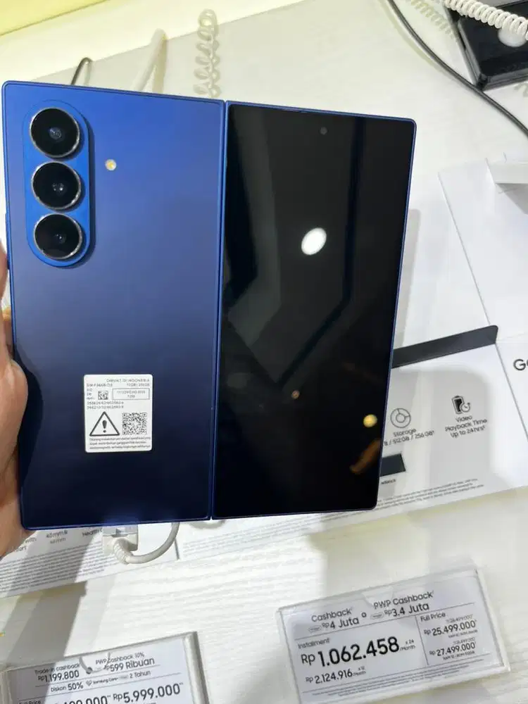 SAMSUNG GALAXY Z FOLD7