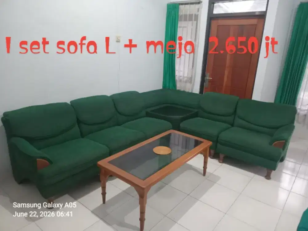 1 Set Sofa sudut L + Meja tamu kayu