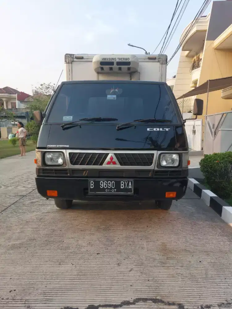 Mitsubishi L300 box freezer tahun 2021 pedingin aktif mobil siap pakai