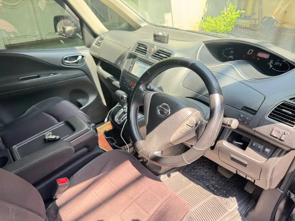 Nissan Serena 2013 Bensin