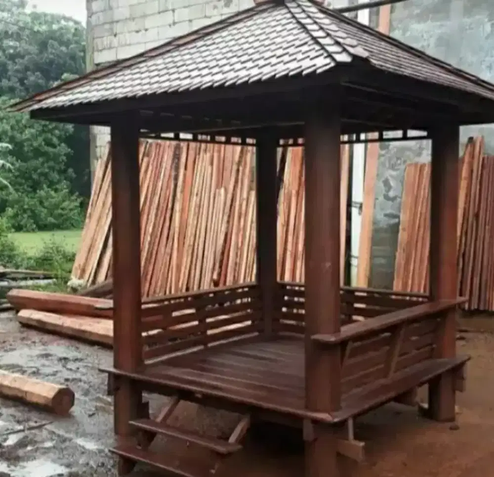 Gazebo kayu kelapa