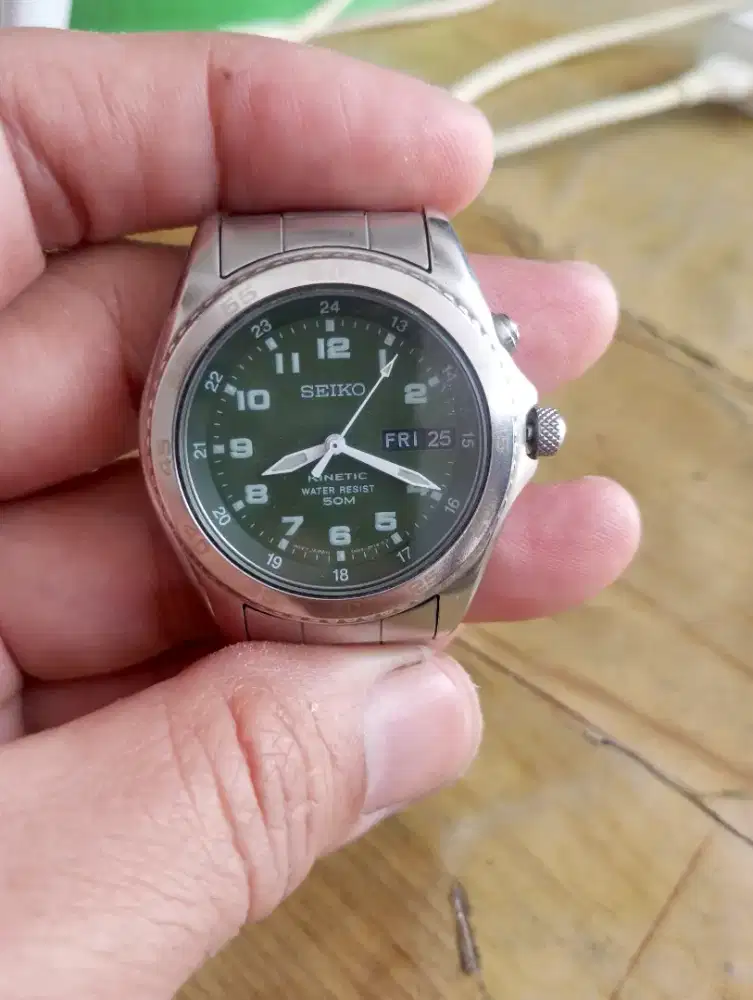 Seiko kinetic military