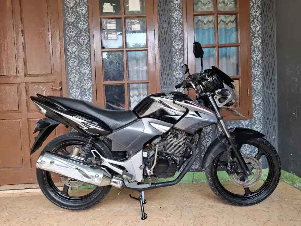 Honda tiger 2012 atas nama pt