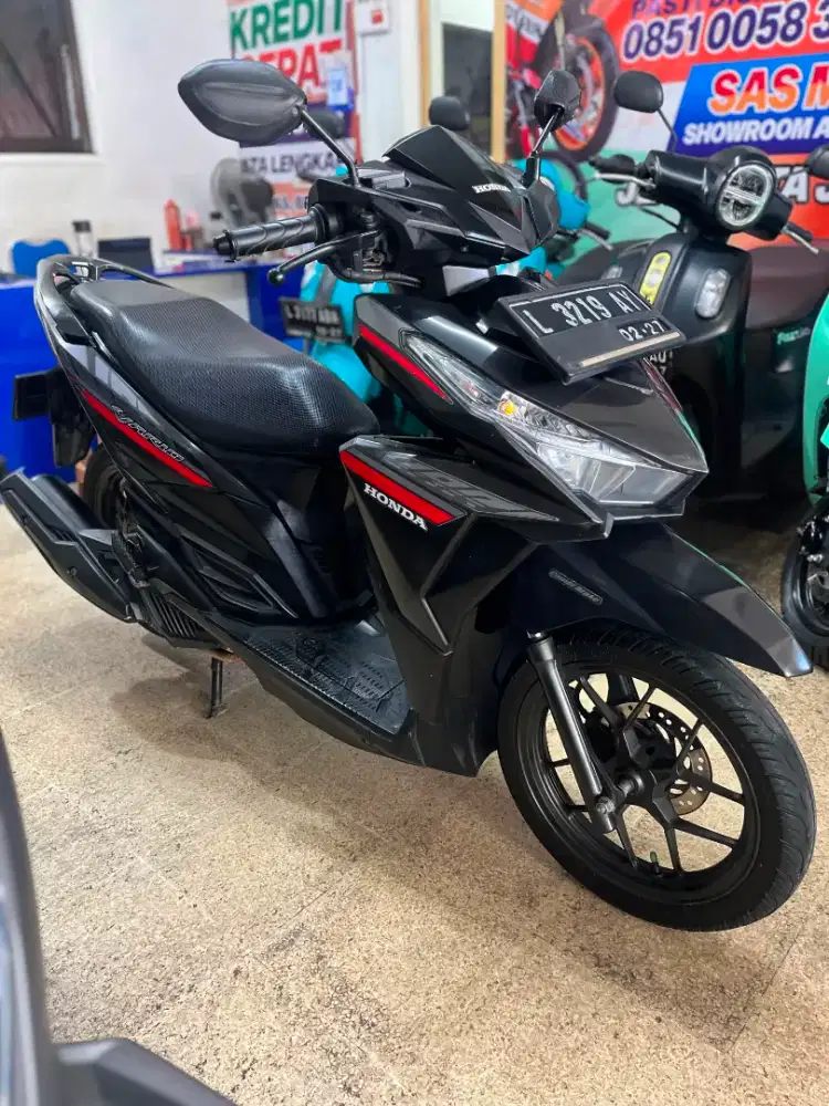 HONDA VARIO 125 2017 SAS MOTOR JL BARATA JAYA 19 NO 5