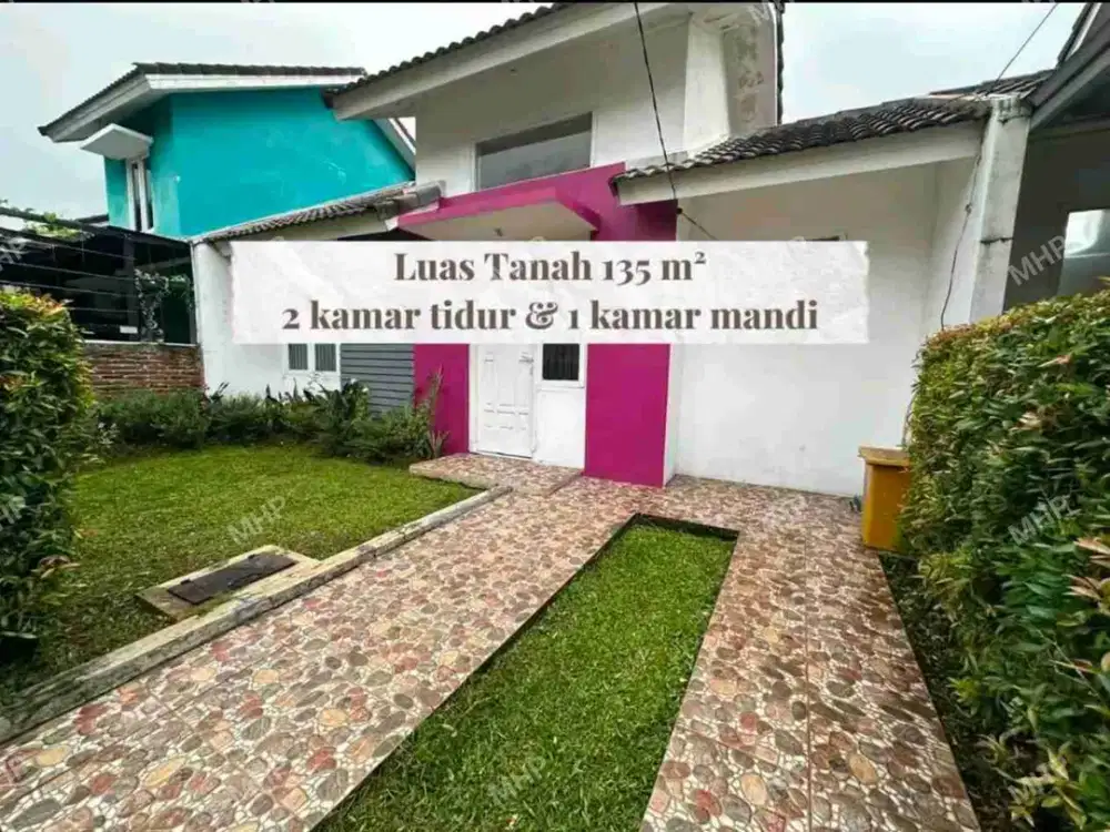 Rumah Dengan Halaman Blk Luas Disewakan