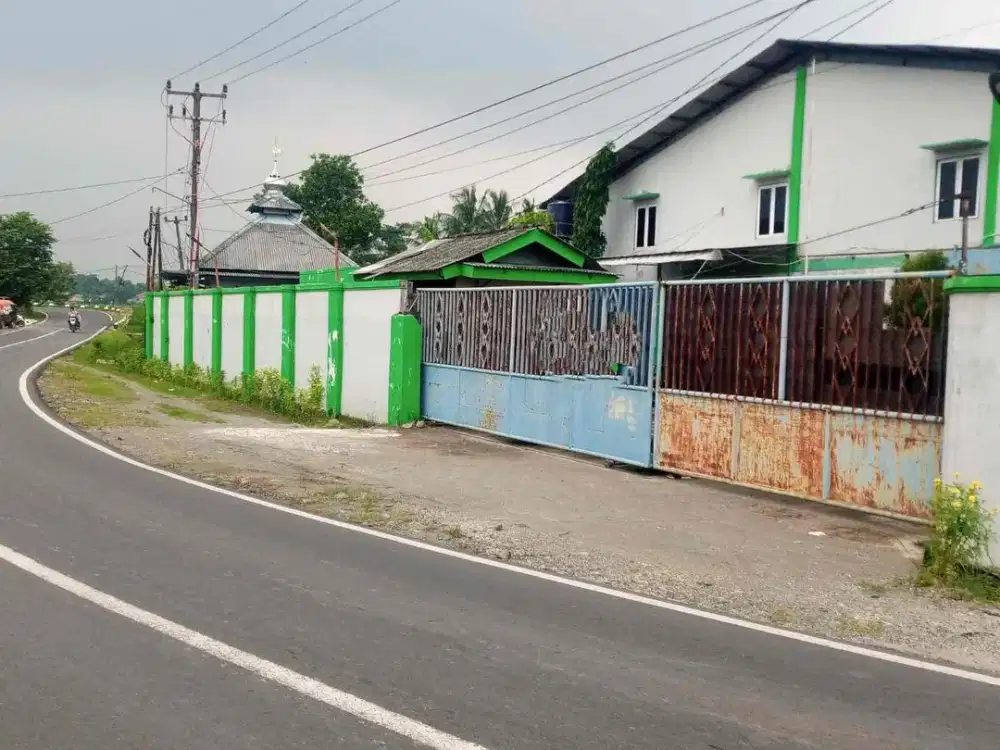 dijual gudang ex pabrik karung di karawang barat