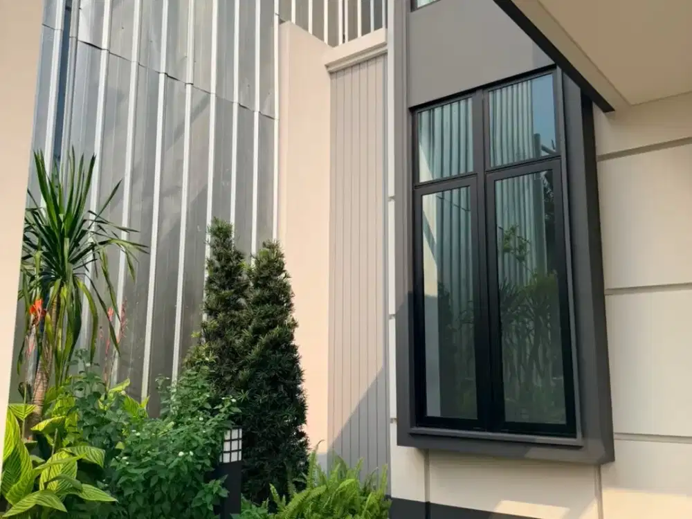 Terlaris di Gading Serpong, rumah mewah 2 lantia lokasi di pusat kota, bersebelahan langsung dengan st.john school