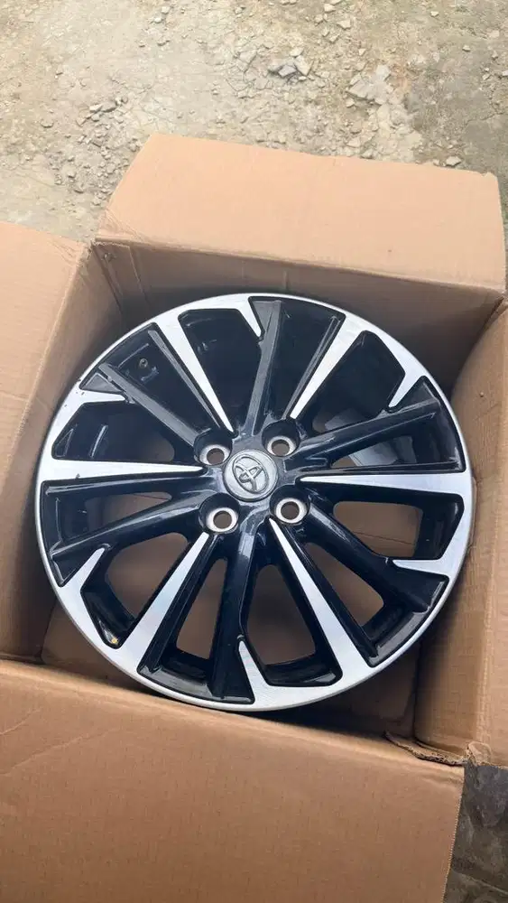 Jual Velg Original Yaris Trd Sportivo Tahun 2017, Ring 16