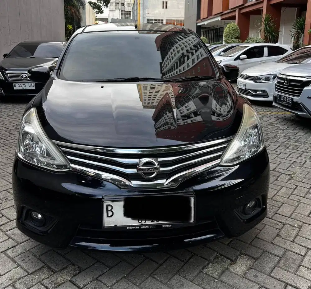 Nissan Grand Livina 1.5XV Matik 2017